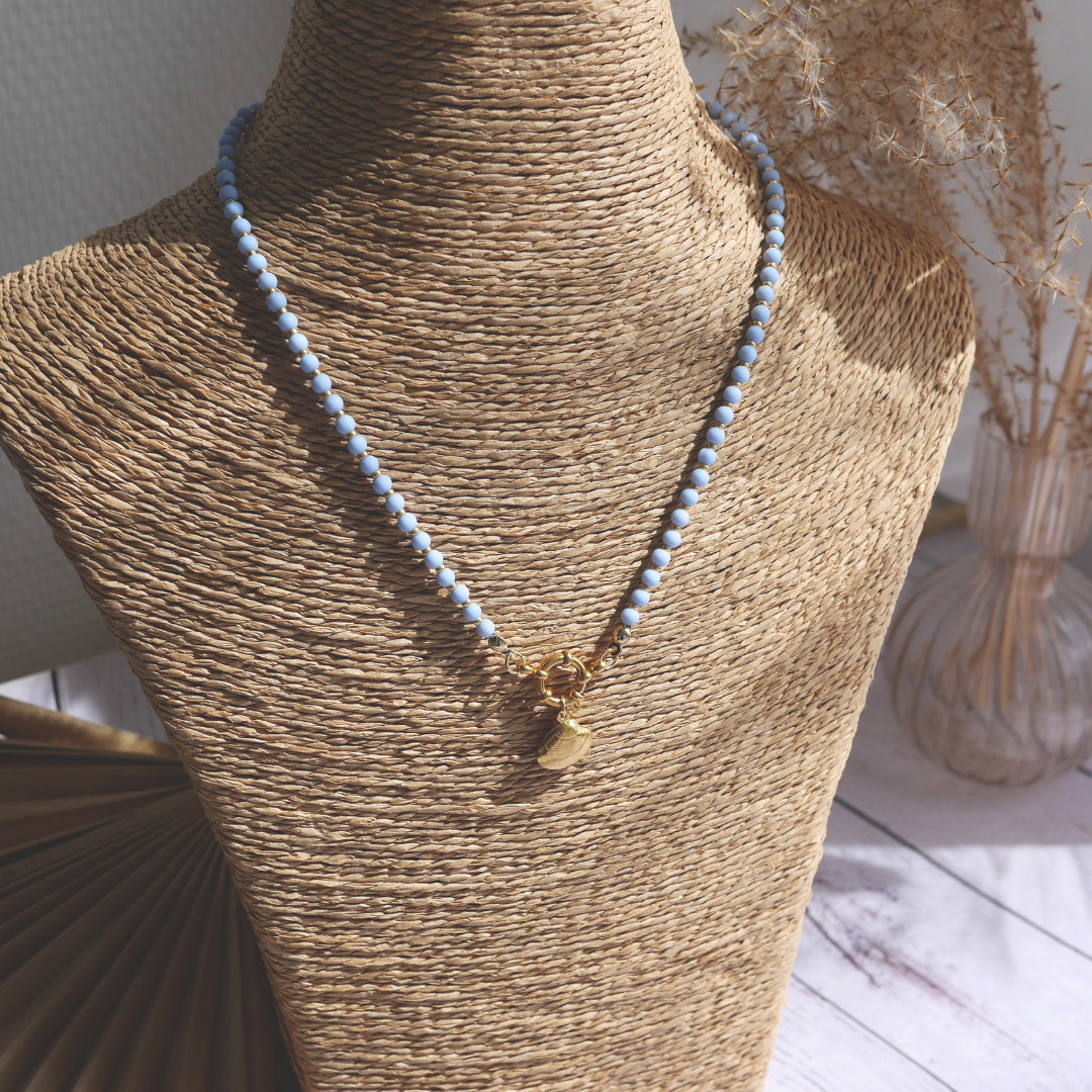 LISBONNE I Collier en perles colorées avec breloque étoile de mer