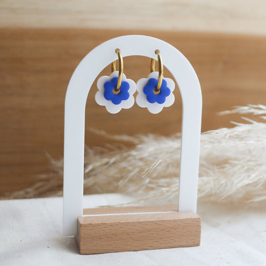 Duo de pampilles Flora – breloques interchangeables bleu et blanc issues de la collection Santorin pour bar à boucles

