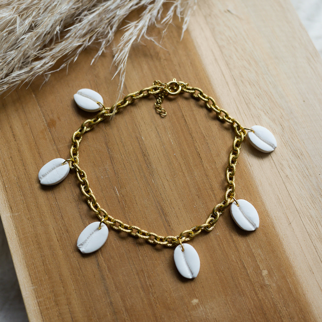 racelet de cheville avec pampilles coquillage en pâte polymère – Collection Santorin.