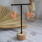 OSLO I Boucles d'oreilles créoles à breloque coeur colorée