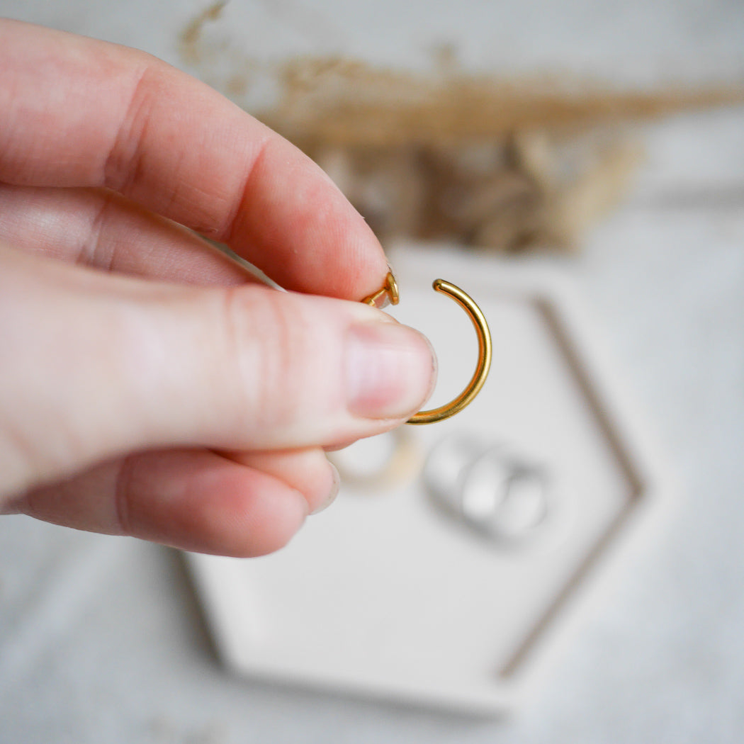 Créoles en acier inoxydable - Pour oreilles non percées - Bar à boucles