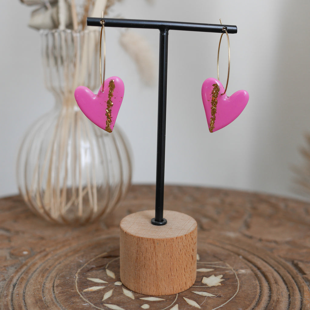 OSLO I Boucles d'oreilles créoles à breloque coeur colorée