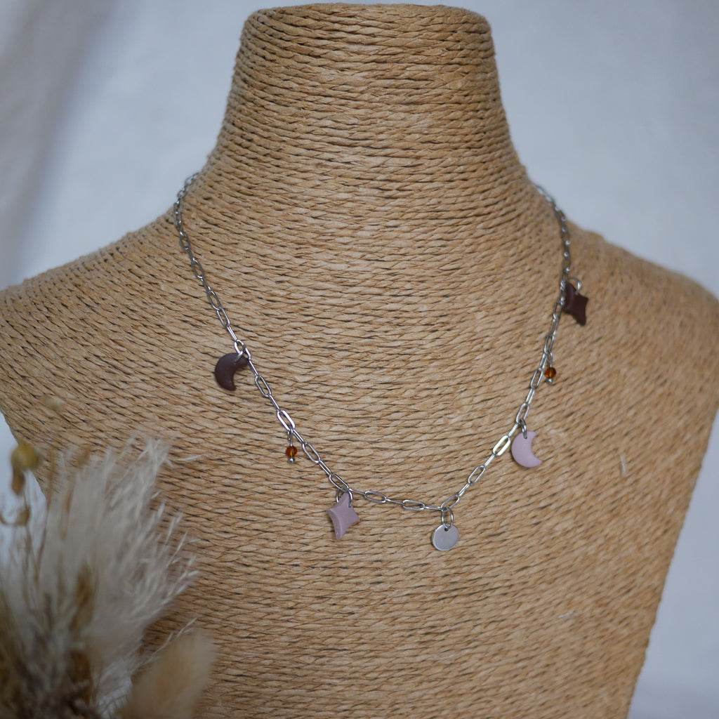 bijoux personnalisables, collier personnalisable, breloques en pâte polymère, collier fin femme, bijou fait main, collier charms