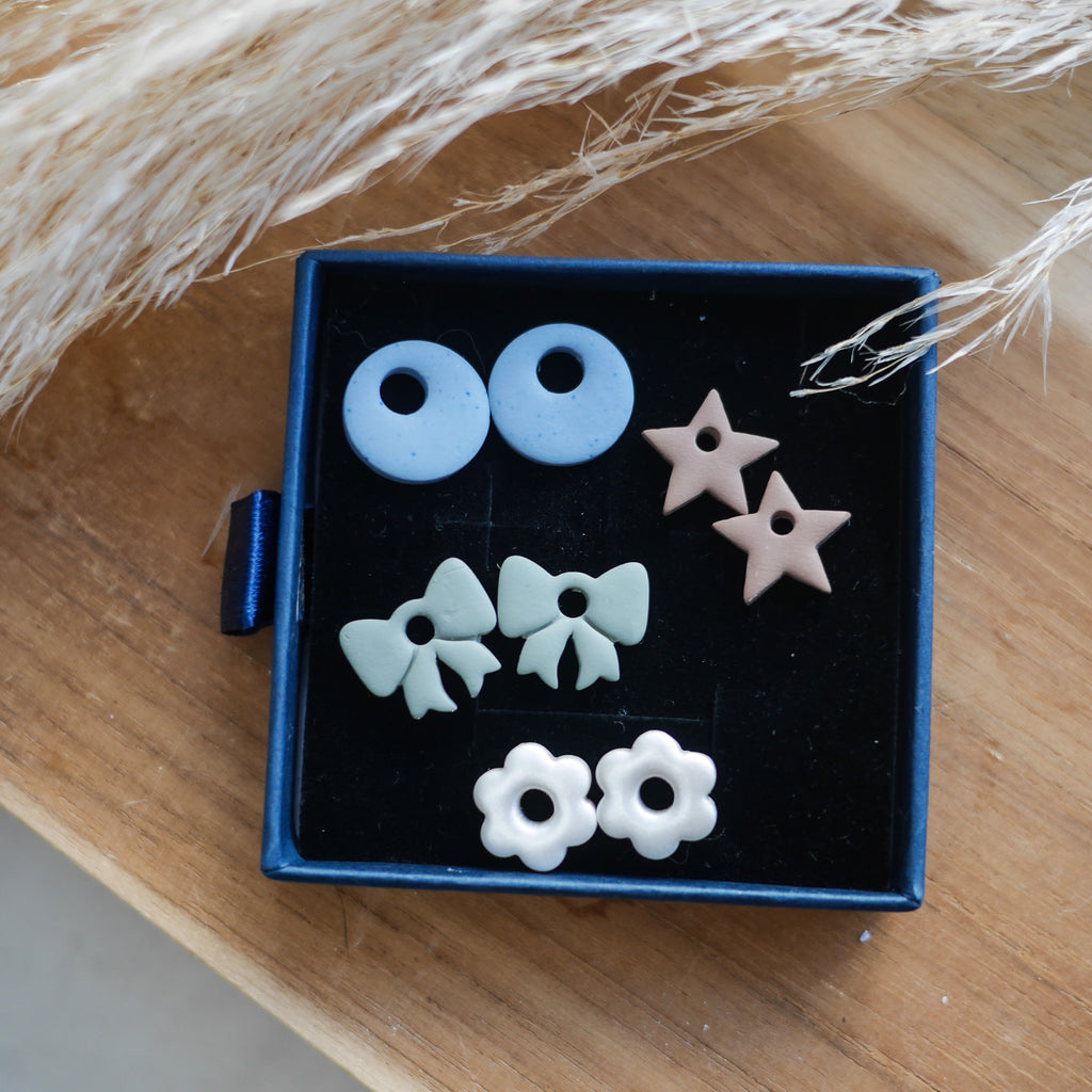 Coffret Breloques Enfant – Édition Janvier - Bar à Boucles