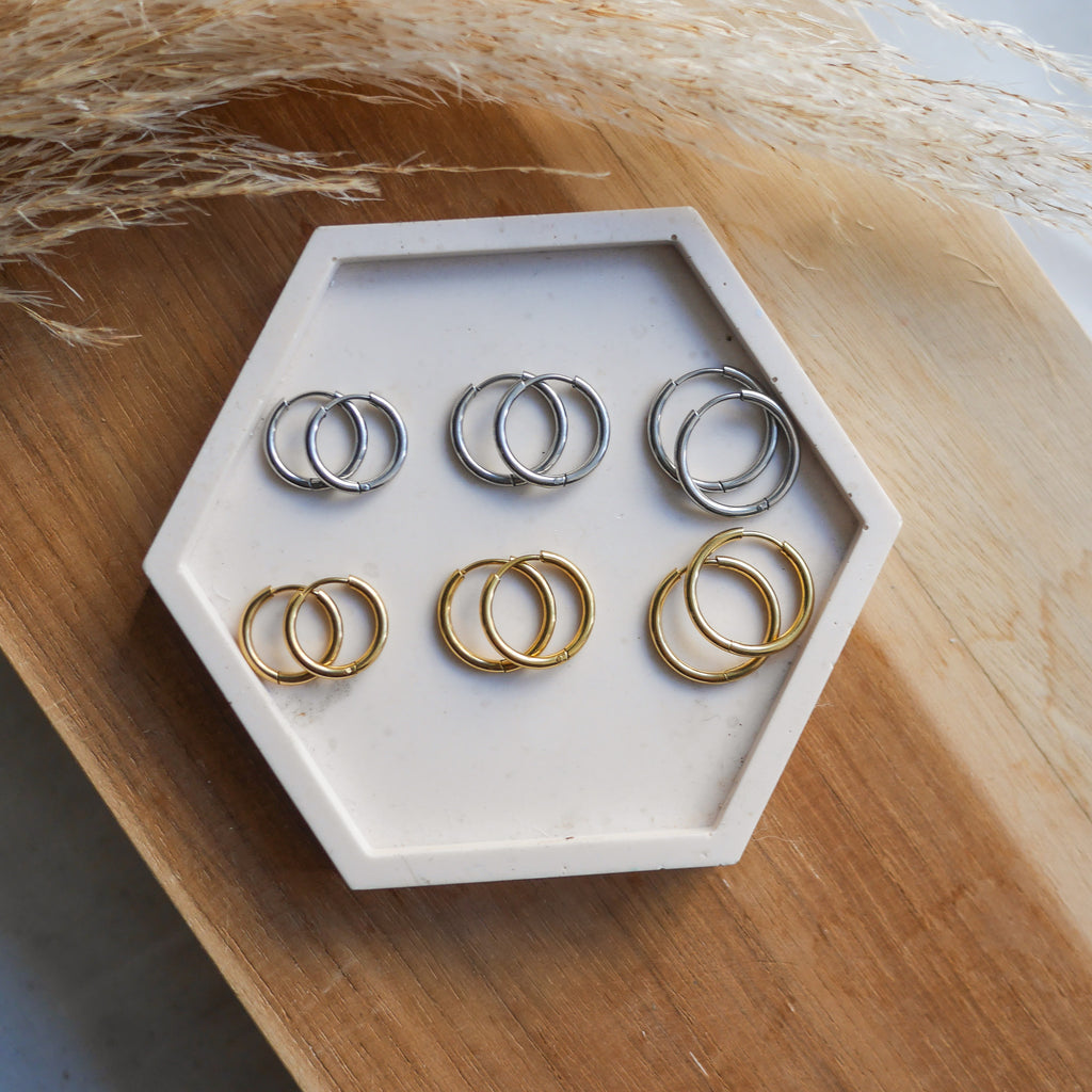 Créoles en acier inoxydable – Rondes fines – Bar à Boucles