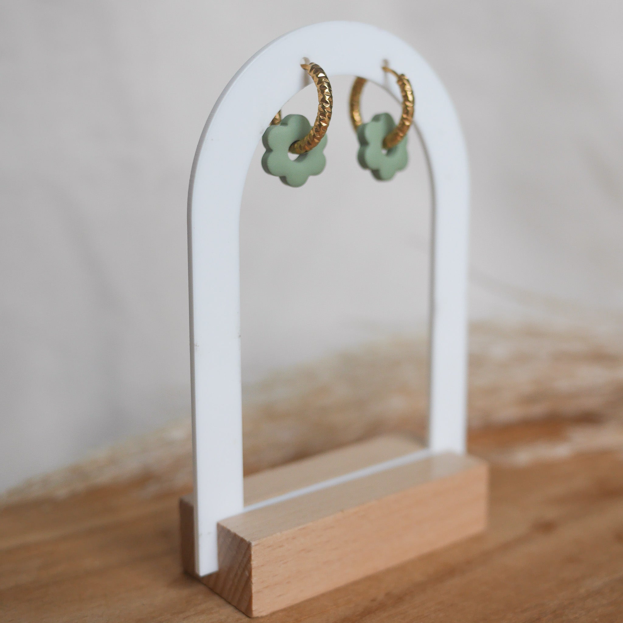 Créoles en acier inoxydable - Rondes martelées - Bar à boucles