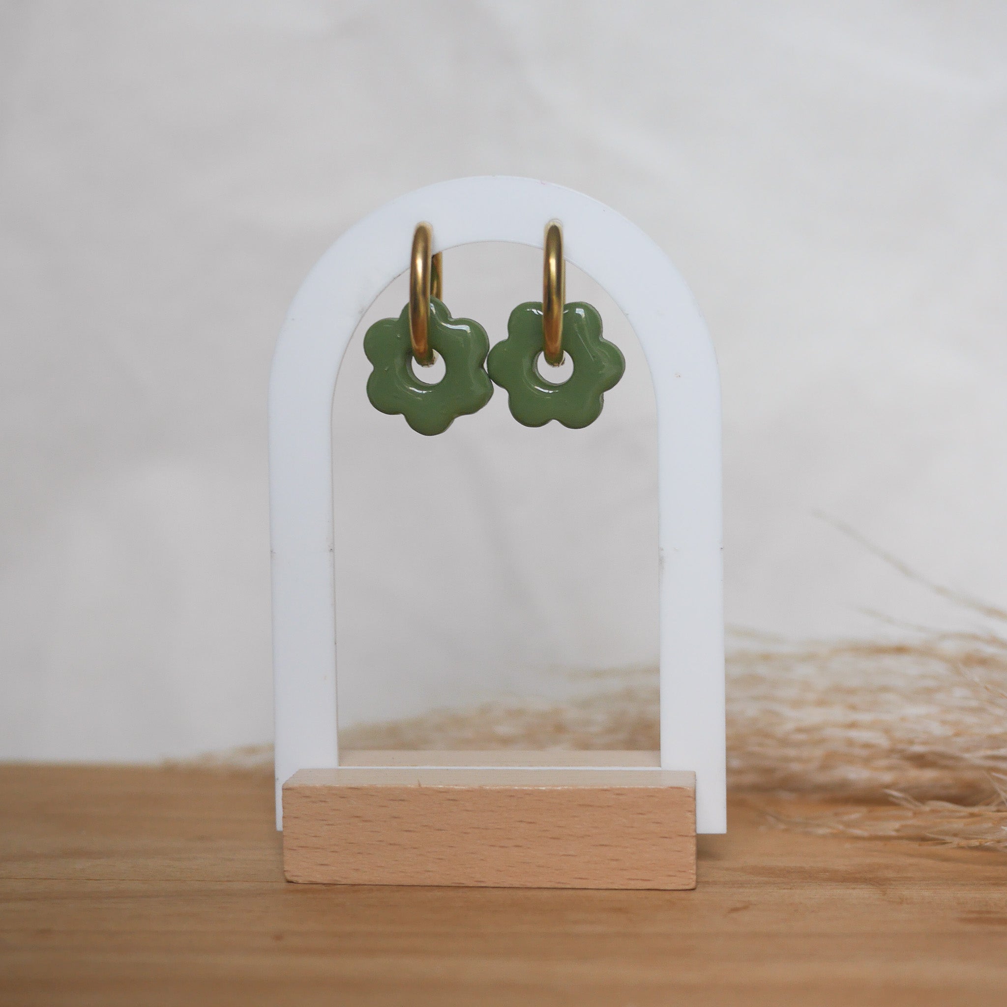 Créoles en acier inoxydable - Rondes martelées - Bar à boucles