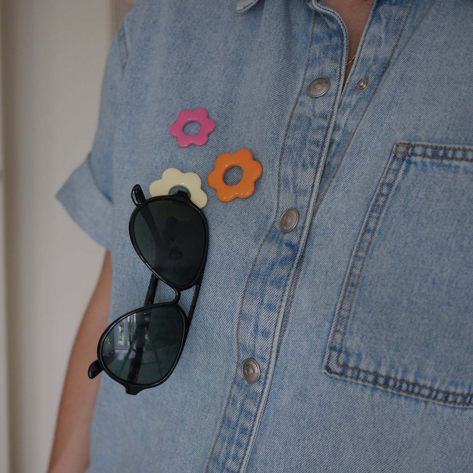 FLOWER - Pins porte lunettes couleur unie