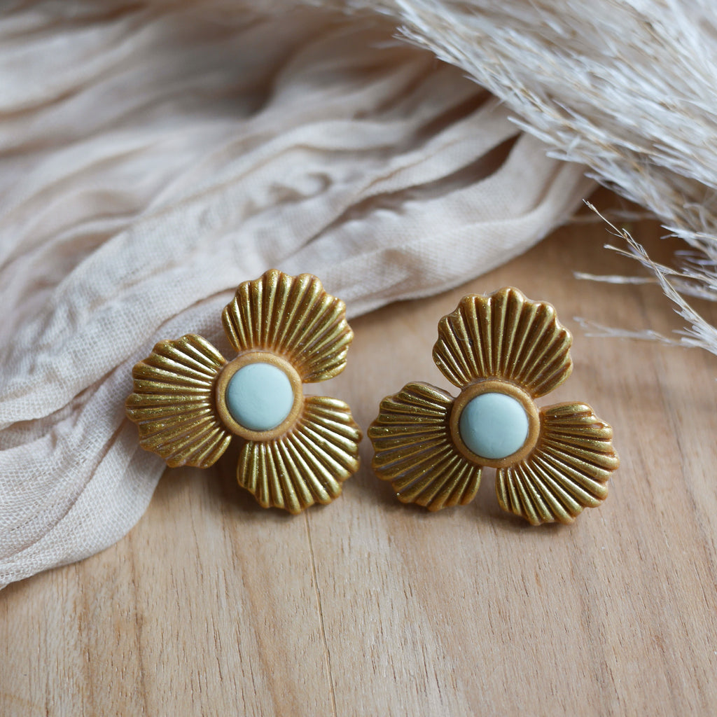 SALINA - Boucles d'oreilles fleur éclat doré