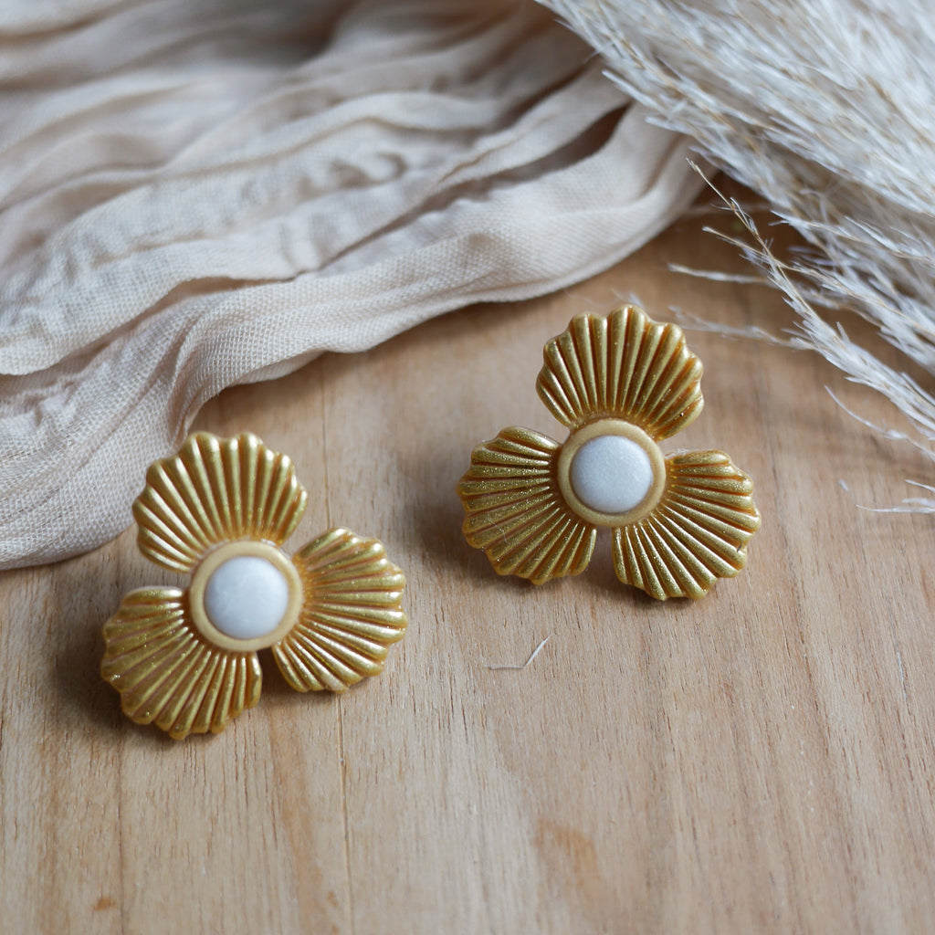 SALINA - Boucles d'oreilles fleur éclat doré