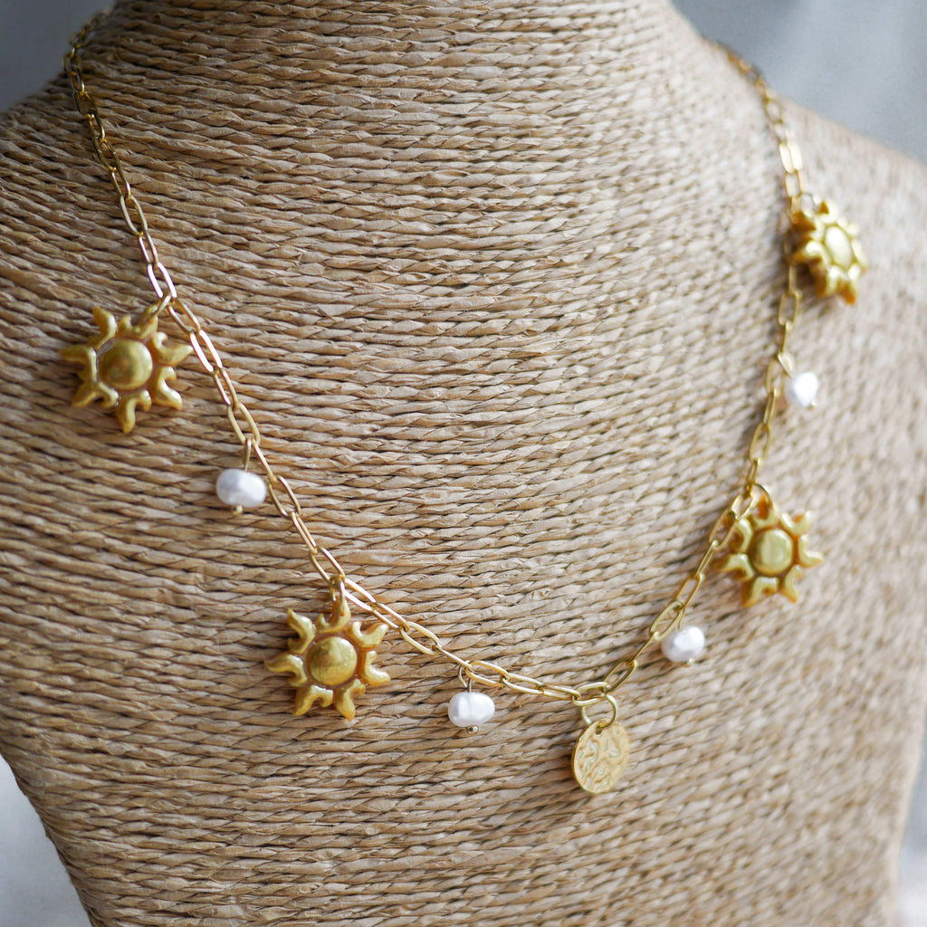 LUCIA - Collier à breloques soleil personnalisable